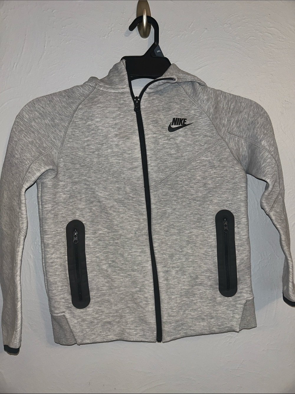 Nike Kids Light Gray Full-Zip Hooded Jacket
